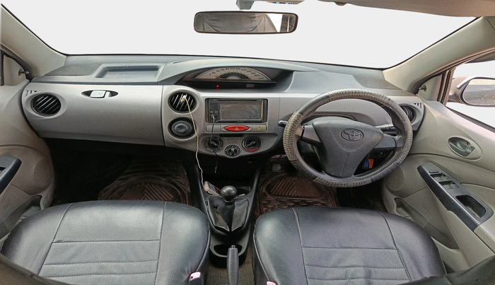 2011 Toyota Etios Liva G, Petrol, Manual, 90,316 km, interior