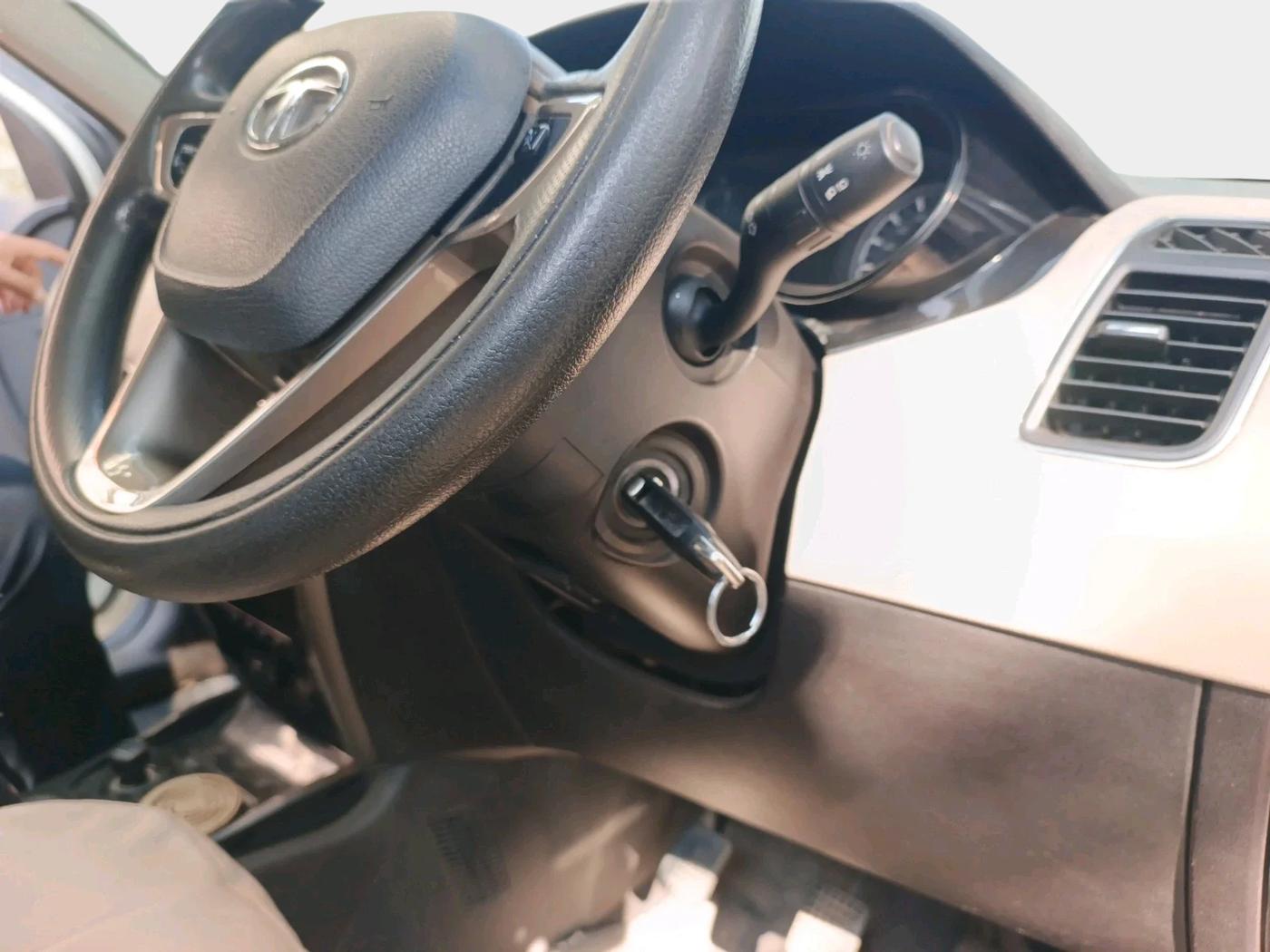 2014 Tata Zest XM PETROL, Petrol, Manual, 1,70,892 km, interior