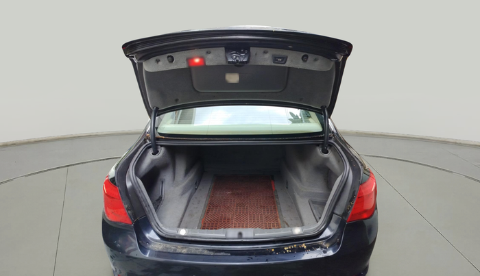 2011 BMW 7 Series 730Ld, Diesel, Automatic, 92,908 km, exterior