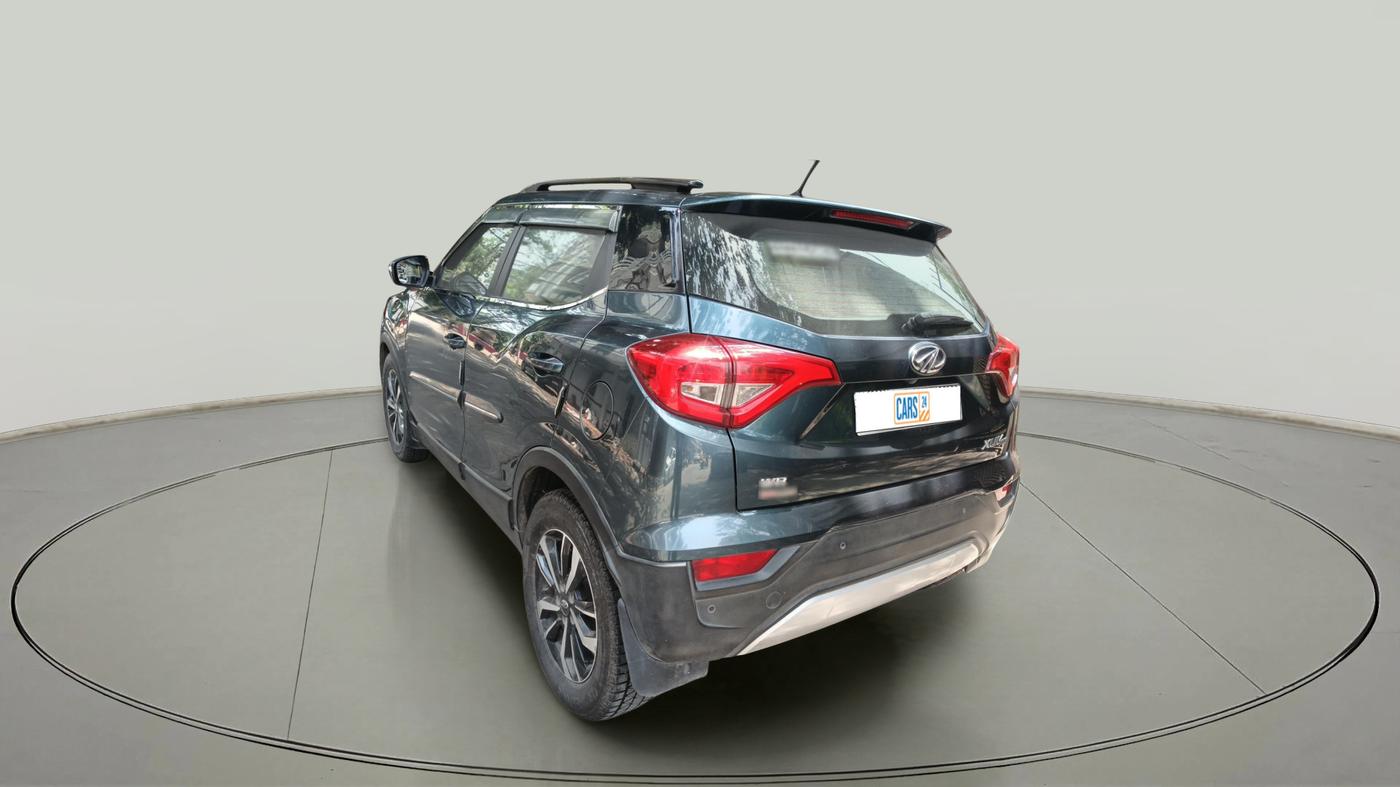 2020 Mahindra XUV300 W8 (O) 1.5 DIESEL AMT, Diesel, Automatic, 30,349 km, exterior
