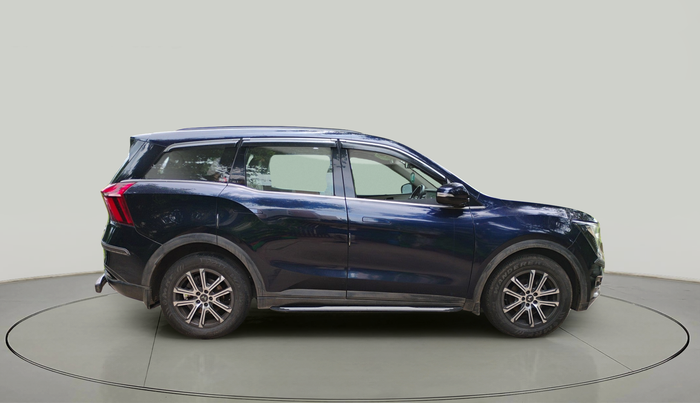 2021 Mahindra XUV700 AX 7 P MT 7 STR, Petrol, Manual, 80,702 km, exterior