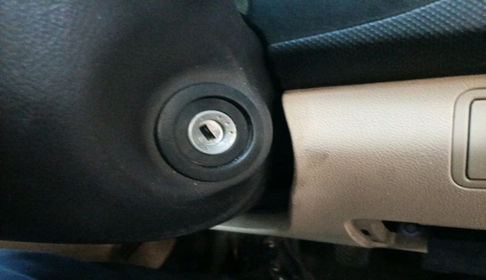 2013 Hyundai Verna FLUIDIC 1.6 CRDI SX, Diesel, Manual, 60,053 km, interior