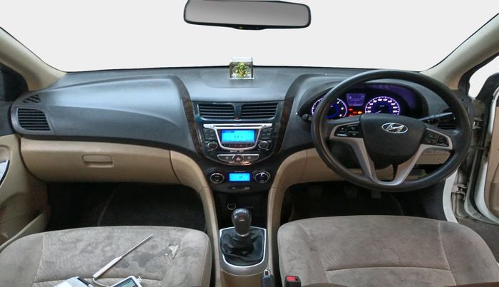 2013 Hyundai Verna FLUIDIC 1.6 CRDI SX, Diesel, Manual, 60,053 km, interior