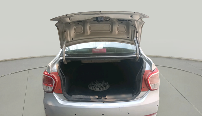 2016 Hyundai Xcent BASE 1.1, Diesel, Manual, 80,139 km, exterior