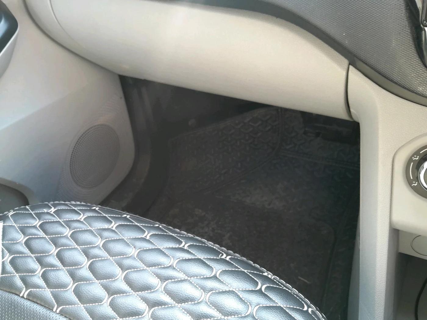 2023 Tata Tiago XT (O) PETROL, Petrol, Manual, 7,935 km, interior