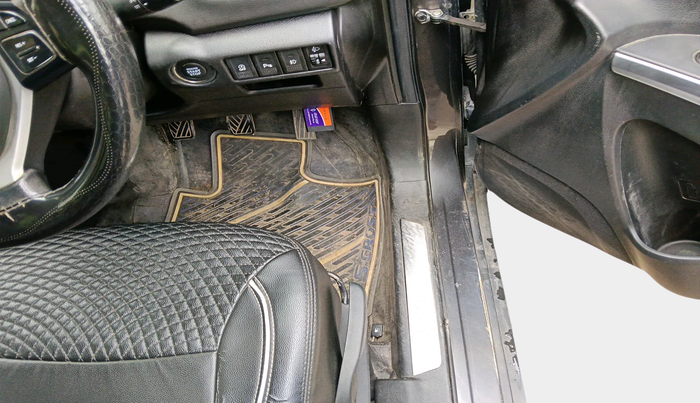 2018 Maruti S Cross ZETA 1.3, Diesel, Manual, 1,83,040 km, interior