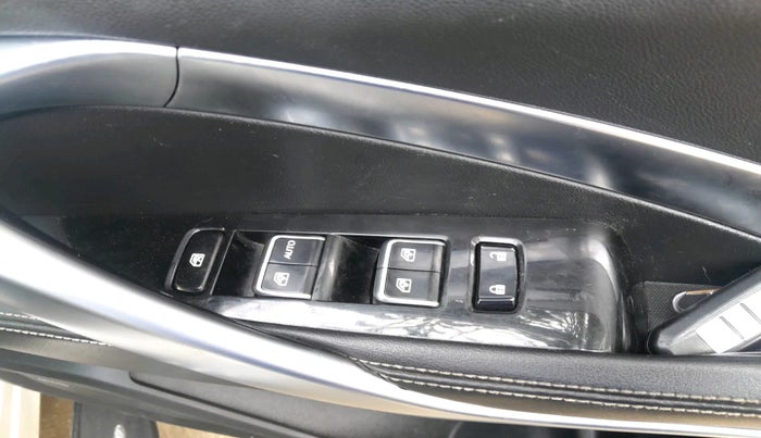 2019 MG HECTOR SHARP HYBRID 1.5 PETROL, Petrol, Manual, 83,851 km, interior