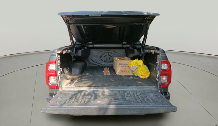 2023 Toyota HILUX HIGH 4X4 MT, Diesel, Manual, 1,12,330 km, exterior