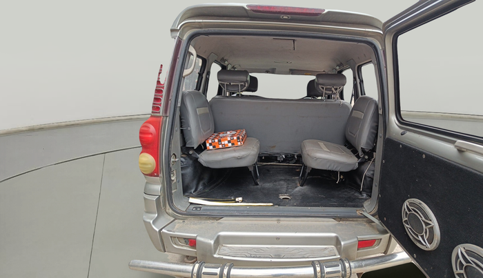 2013 Mahindra Scorpio LX BS-III, Diesel, Manual, 76,470 km, exterior