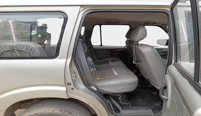 2013 Mahindra Scorpio LX BS-III, Diesel, Manual, 76,470 km, interior