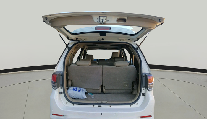 2015 Toyota Fortuner 3.0 4X2 MT, Diesel, Manual, 1,19,847 km, exterior