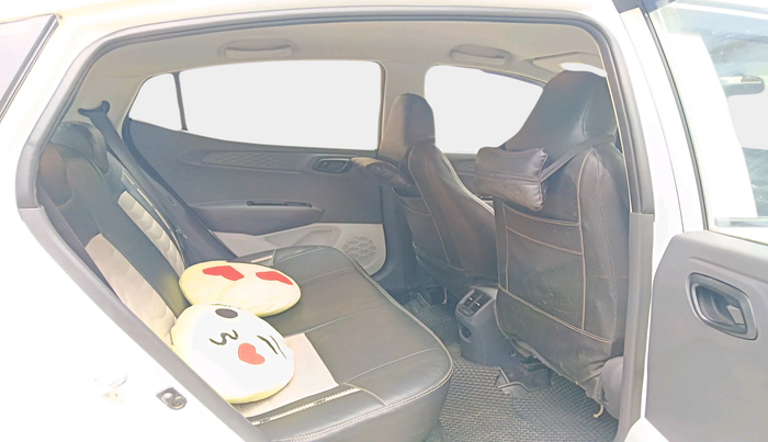 2020 Hyundai GRAND I10 NIOS MAGNA CORPORATE EDITION 1.2 KAPPA VTVT, Petrol, Manual, 38,985 km, interior