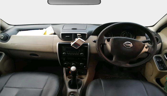 2015 Nissan Terrano XL (D), Diesel, Manual, 62,211 km, interior