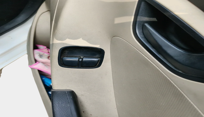 2014 Hyundai Eon MAGNA +, Petrol, Manual, 62,505 km, interior