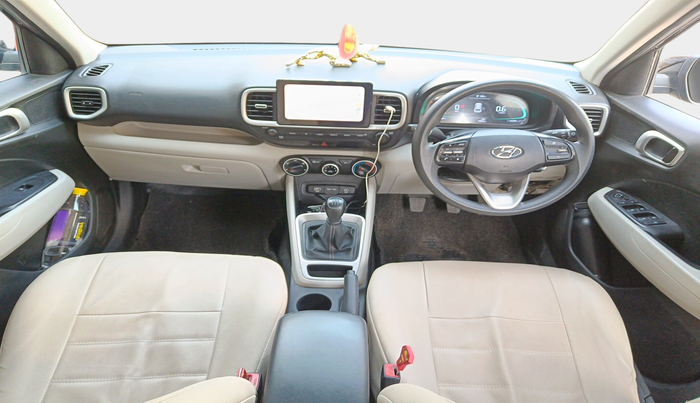 2022 Hyundai VENUE S 1.2, Petrol, Manual, 76,807 km, interior
