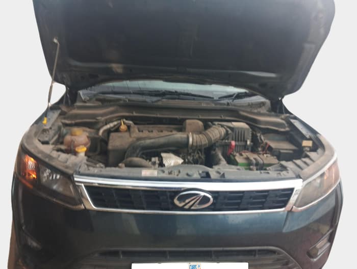 2021 Mahindra XUV300 W4 1.5 DIESEL, Diesel, Manual, 99,987 km, exterior