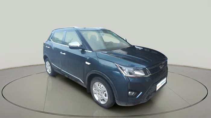 2021 Mahindra XUV300 W4 1.5 DIESEL, Diesel, Manual, 99,987 km, exterior