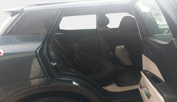 2021 Mahindra XUV300 W4 1.5 DIESEL, Diesel, Manual, 99,987 km, interior