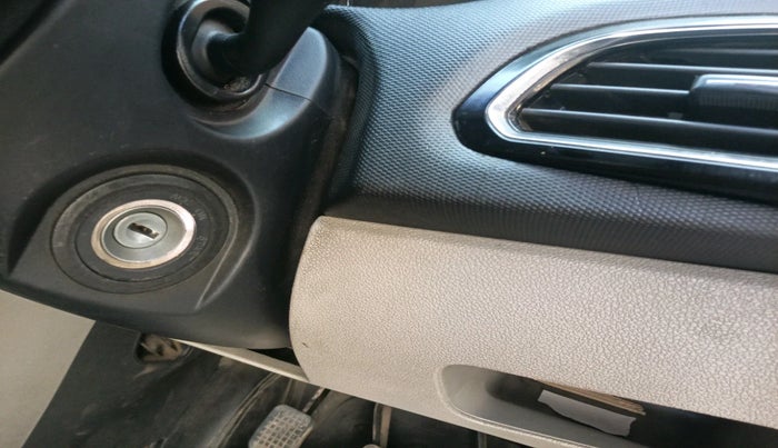 2019 Tata Tiago XZ PETROL, CNG, Manual, 1,70,849 km, interior