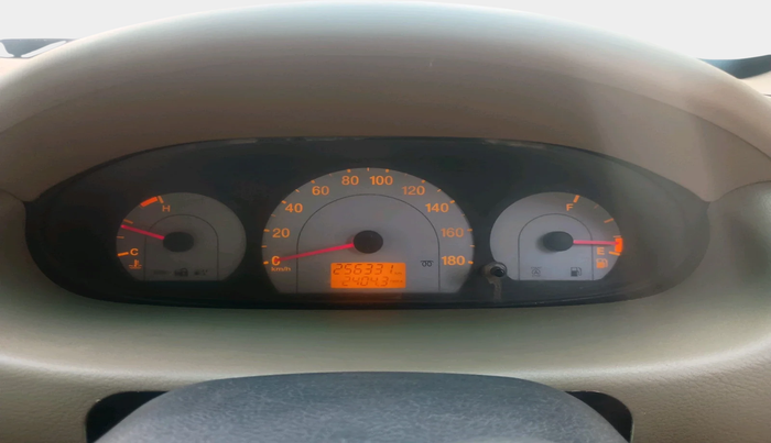 2015 Mahindra Xylo D2 BS-III, Diesel, Manual, 2,56,331 km, interior