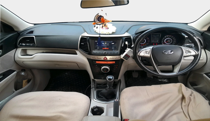 2020 Mahindra XUV300 W8 1.2 PETROL, Petrol, Manual, 39,646 km, interior