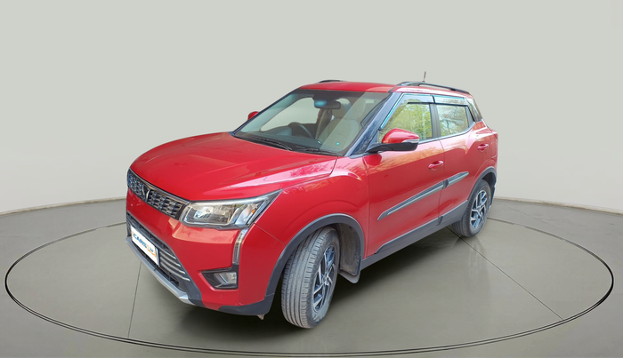 2023 Mahindra XUV300 W8 (O) 1.2 PETROL AMT, Petrol, Automatic, 13,071 km, exterior