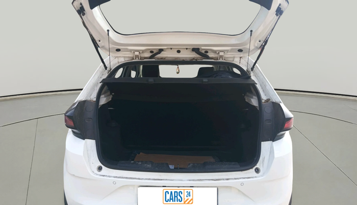 2024 Tata ALTROZ XZ + SUNROOF, Petrol, Manual, 10,922 km, exterior