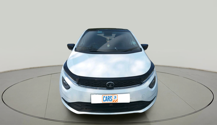 2024 Tata ALTROZ XZ + SUNROOF, Petrol, Manual, 10,922 km, exterior