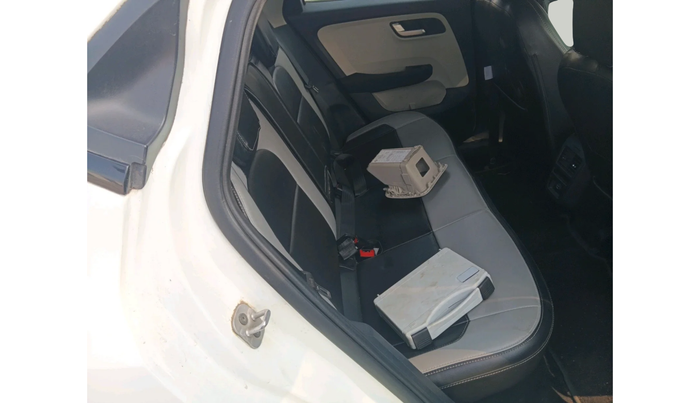 2024 Tata ALTROZ XZ + SUNROOF, Petrol, Manual, 10,922 km, interior