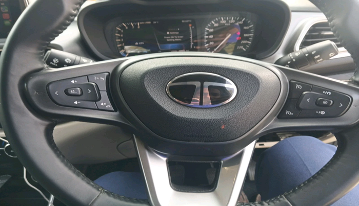 2024 Tata ALTROZ XZ + SUNROOF, Petrol, Manual, 10,922 km, interior