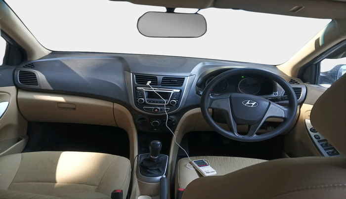 2015 Hyundai Verna 1.4 VTVT, Petrol, Manual, 53,961 km, interior