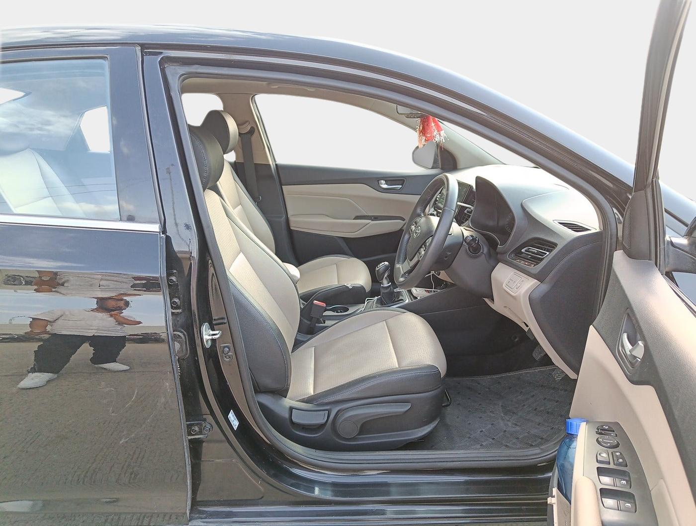 2022 Hyundai Verna SX (O)1.5 VTVT, Petrol, Manual, 72,041 km, interior