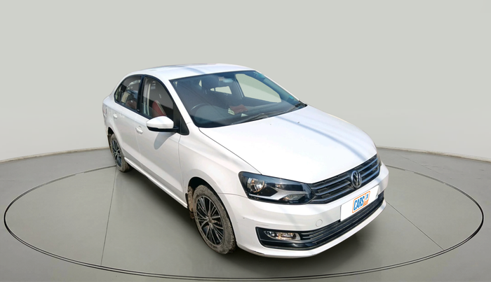 2017 Volkswagen Vento COMFORTLINE 1.6, Petrol, Manual, 48,884 km, exterior