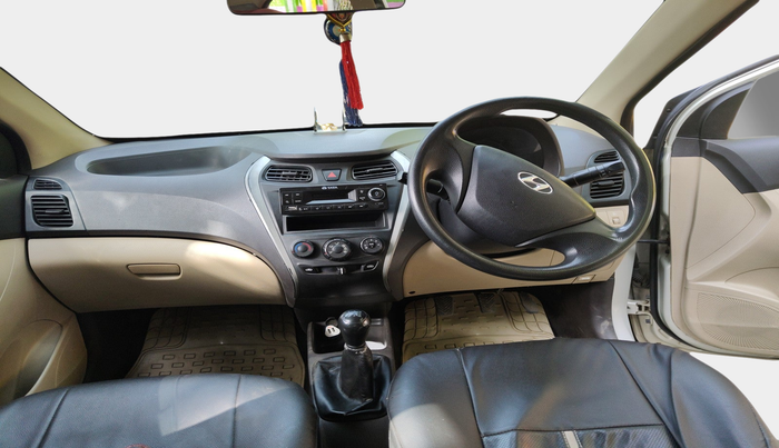 2012 Hyundai Eon ERA +, Petrol, Manual, 66,900 km, interior