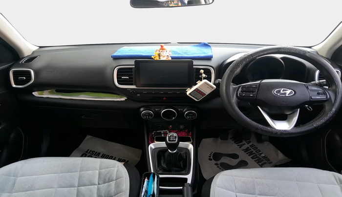 2021 Hyundai VENUE SX 1.0 TURBO, Petrol, Manual, 35,654 km, interior