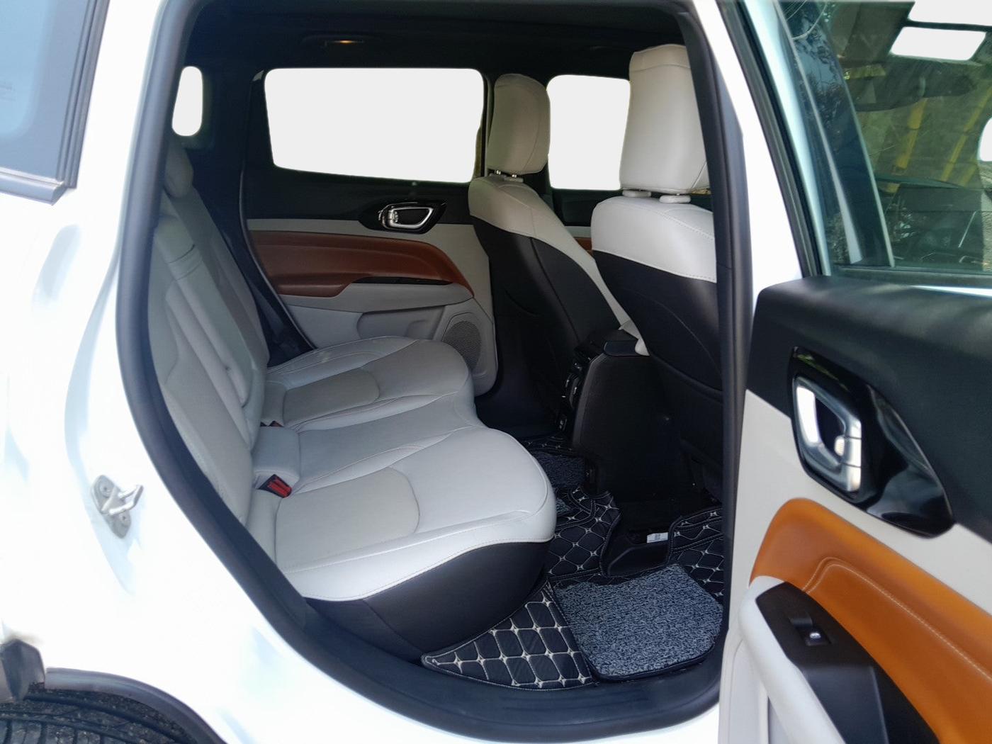 2023 Jeep Compass LIMITED (O) 2.0 DIESEL, Diesel, Manual, 24,510 km, interior