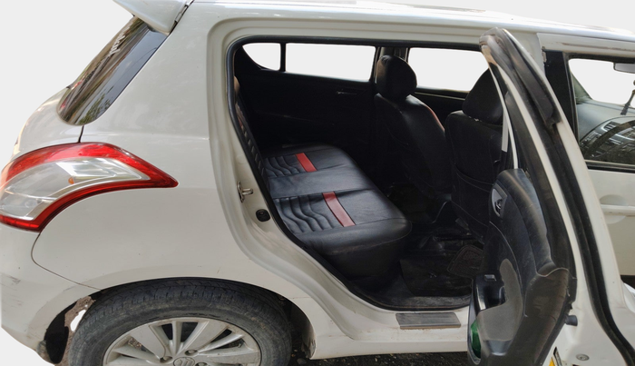 2016 Maruti Swift ZDI, Diesel, Manual, 1,06,585 km, interior