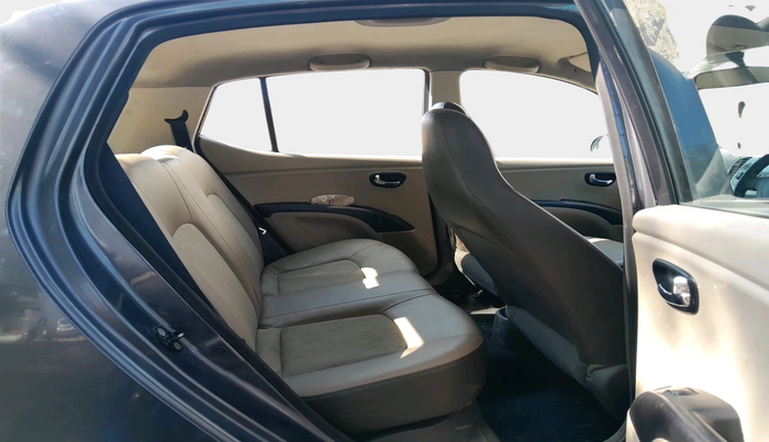 2014 Hyundai i10 SPORTZ 1.1, Petrol, Manual, 68,839 km, interior