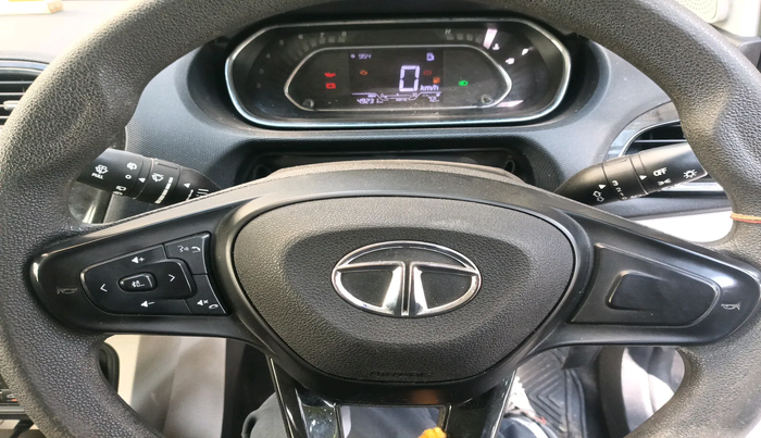 2022 Tata Tiago XZ PLUS PETROL, Petrol, Manual, 49,232 km, interior