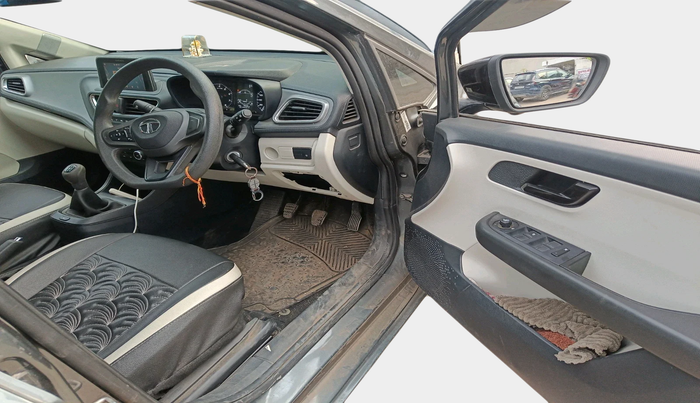 2023 Tata ALTROZ XM PLUS PETROL, Petrol, Manual, 19,632 km, interior
