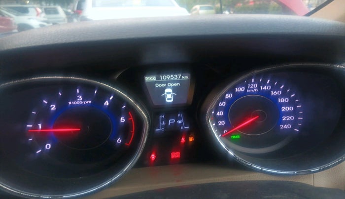 2014 Hyundai New Elantra 1.6 SX AT DIESEL, Diesel, Automatic, 1,09,537 km, interior