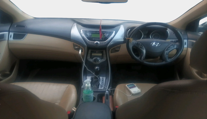 2014 Hyundai New Elantra 1.6 SX AT DIESEL, Diesel, Automatic, 1,09,537 km, interior
