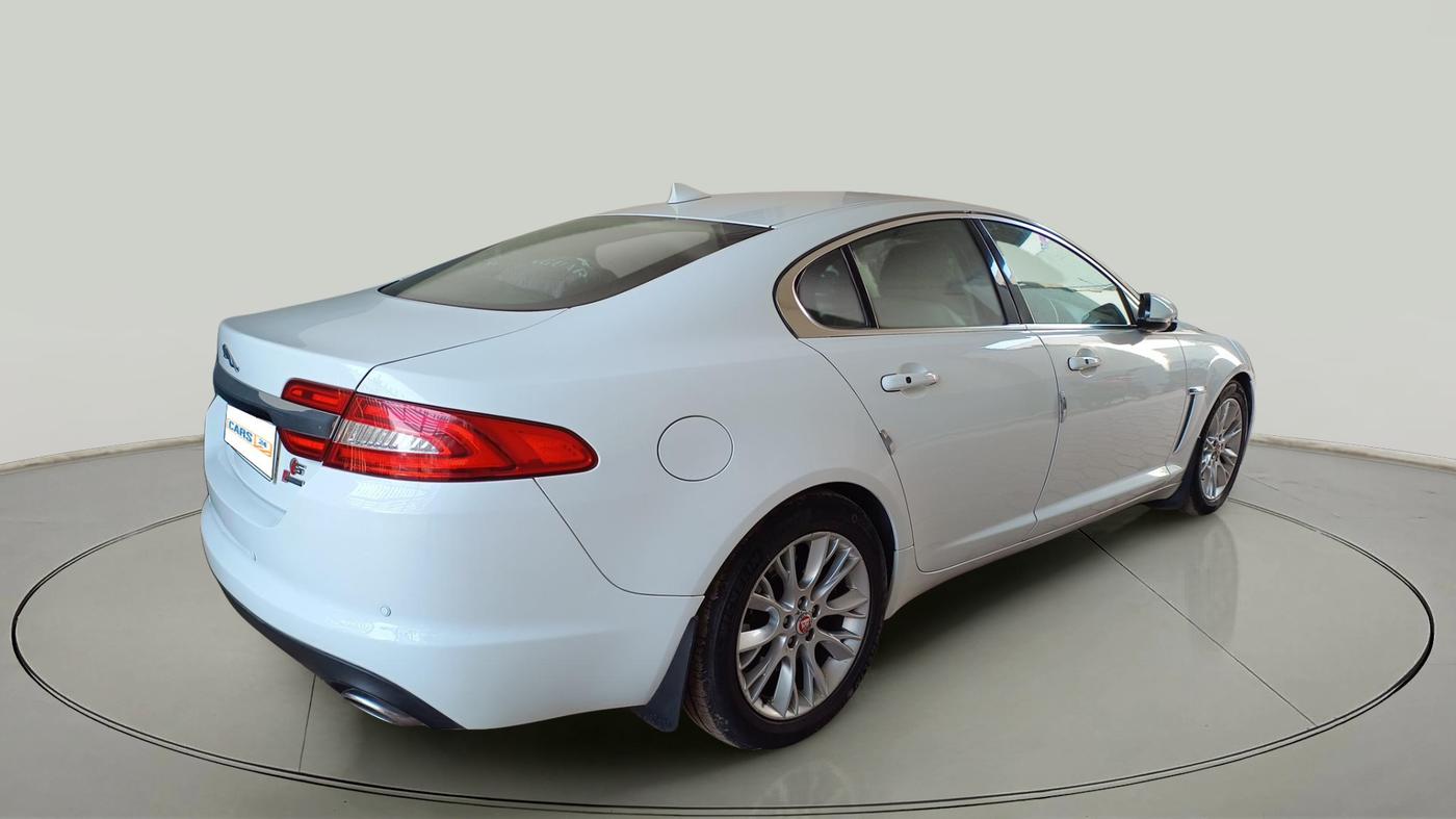 2013 Jaguar XF 3.0 DIESEL, Diesel, Automatic, 58,000 km, exterior