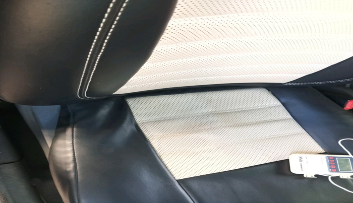 2012 Hyundai i10 MAGNA 1.2, Petrol, Manual, 80,491 km, interior