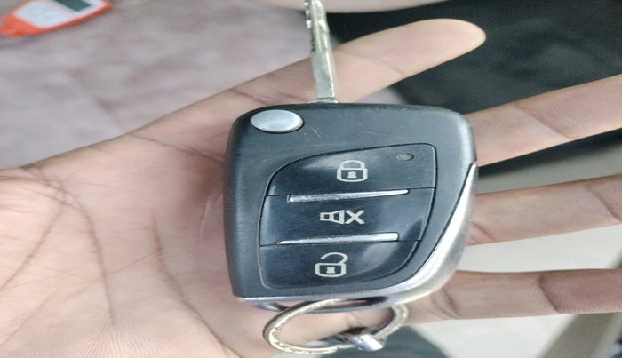 2013 Honda Amaze 1.5L I-DTEC S, Diesel, Manual, 1,08,481 km, interior