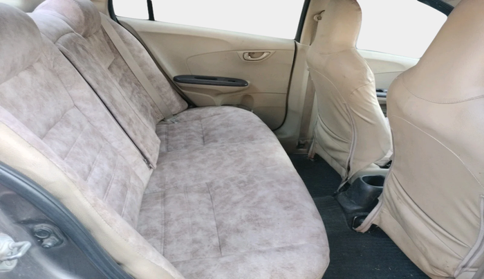 2013 Honda Amaze 1.5L I-DTEC S, Diesel, Manual, 1,08,481 km, interior