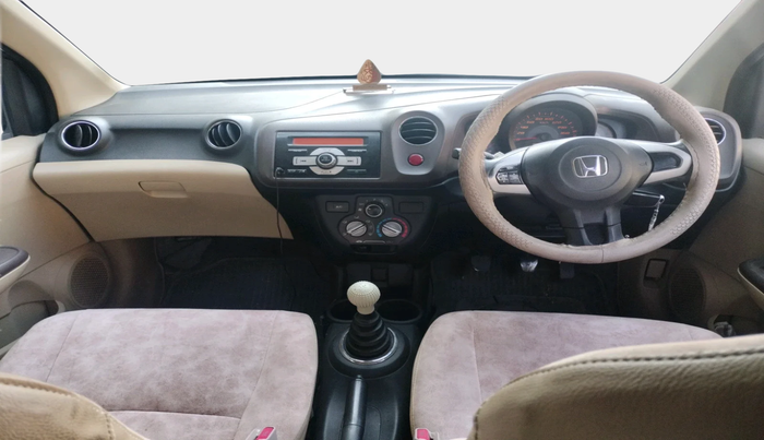 2013 Honda Amaze 1.5L I-DTEC S, Diesel, Manual, 1,08,481 km, interior
