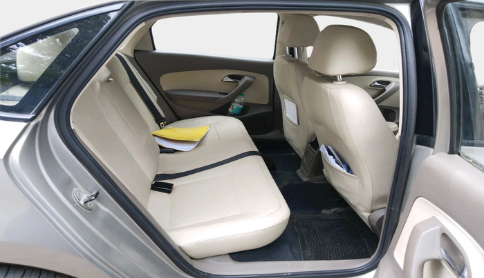 2015 Skoda Rapid 1.5 TDI CR ELEGANCE, Diesel, Manual, 1,33,849 km, interior