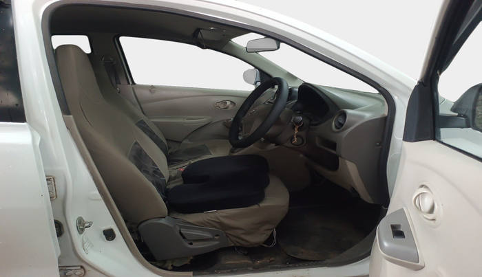 2014 Datsun Go T, Petrol, Manual, 57,861 km, interior