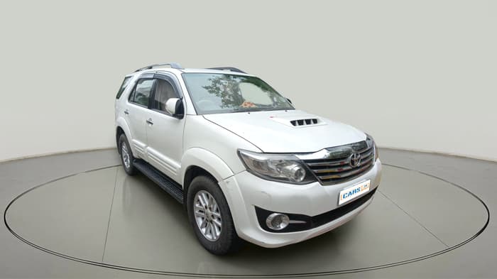 2012 Toyota Fortuner 3.0 4X4 MT, Diesel, Manual, 3,27,500 km, exterior